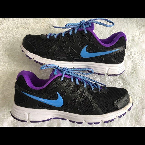 nike revolution 2 purple